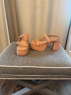 Chunky Platform Sandals in tan/ nude- Women